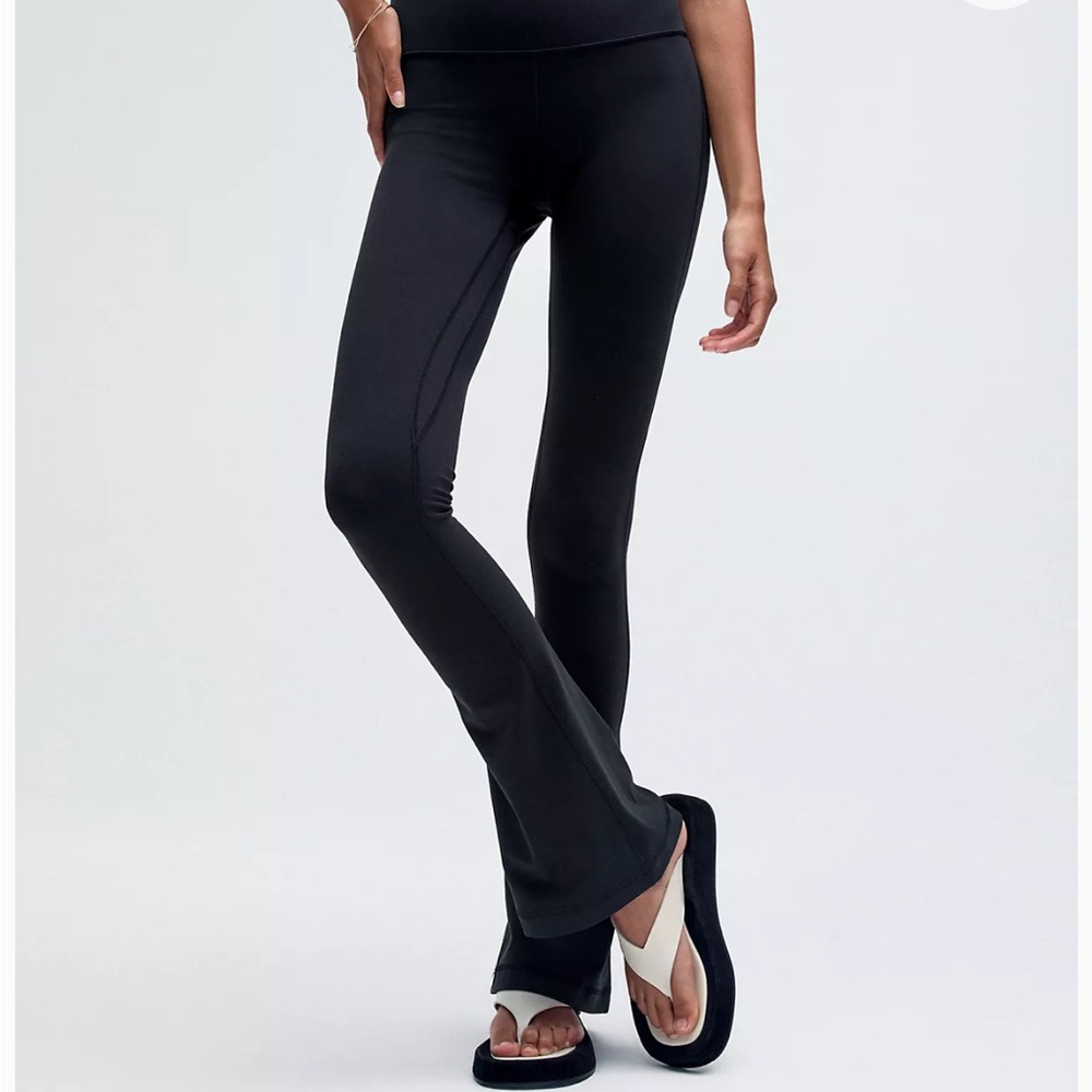 Lululemon Align High-Rise Mini-Flare Pant Extra Short 6  Black
